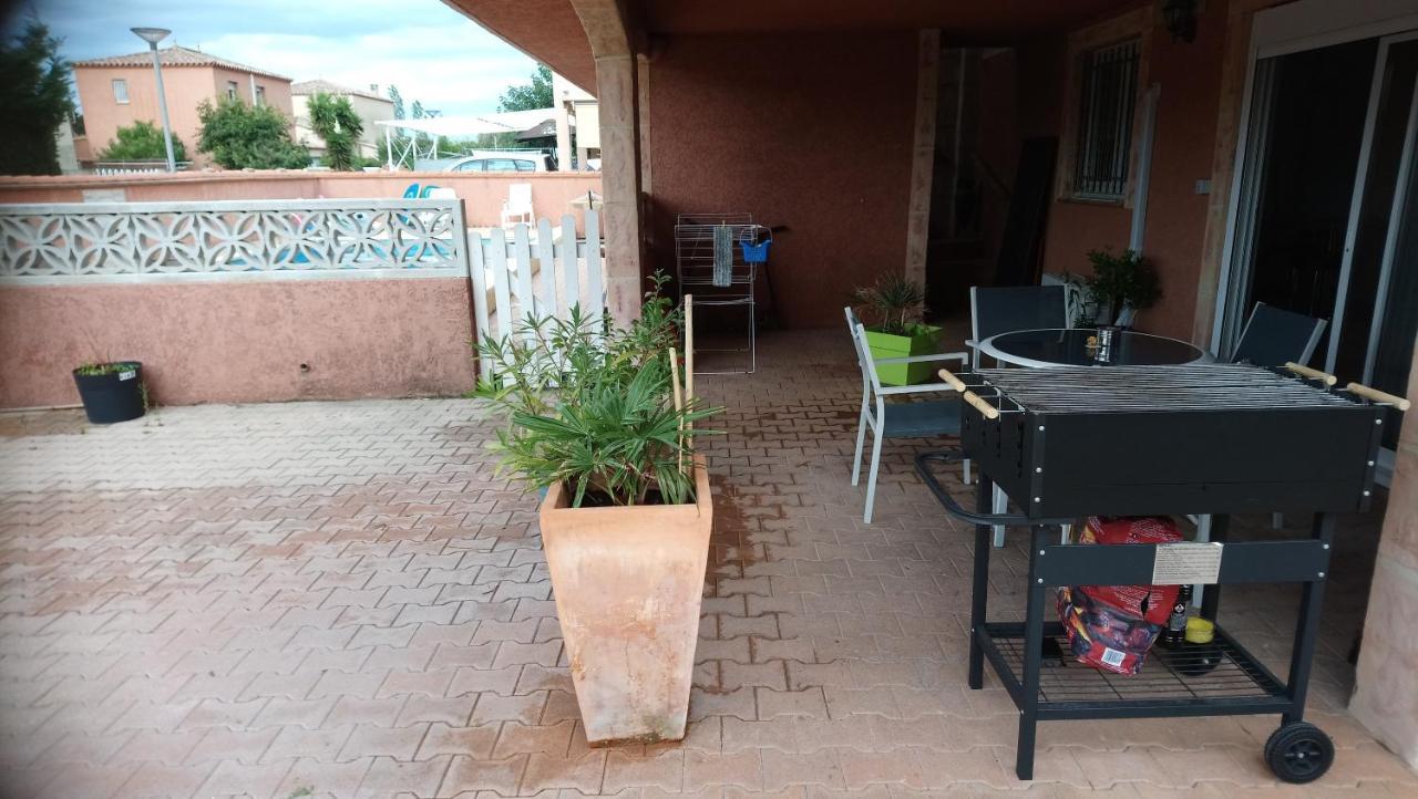 Appartements Dans Residence Avec Piscine - Mer A 500M سانت ماري لا مير المظهر الخارجي الصورة